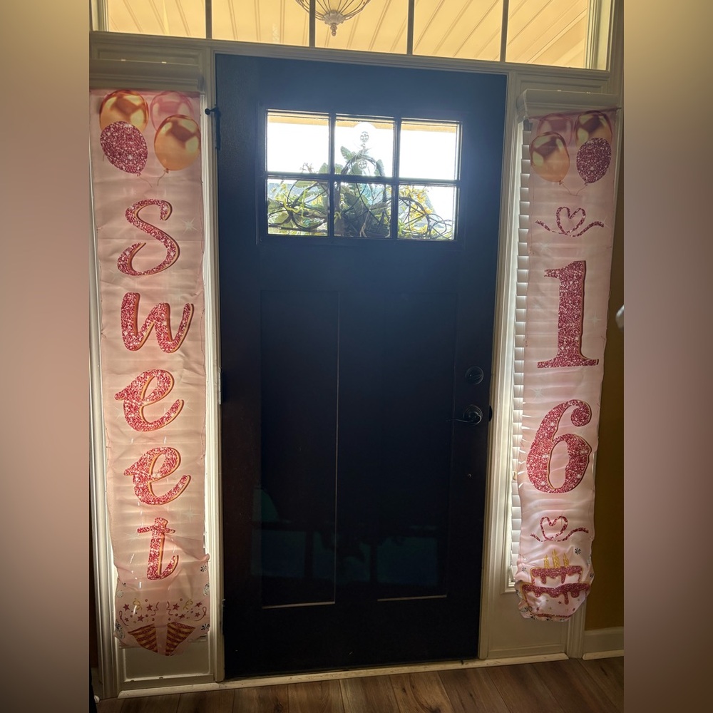 Sweet 16 Pink Glitter Party supplies